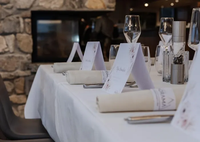 Boutique Panorama 3* 克莱恩 蒙塔纳